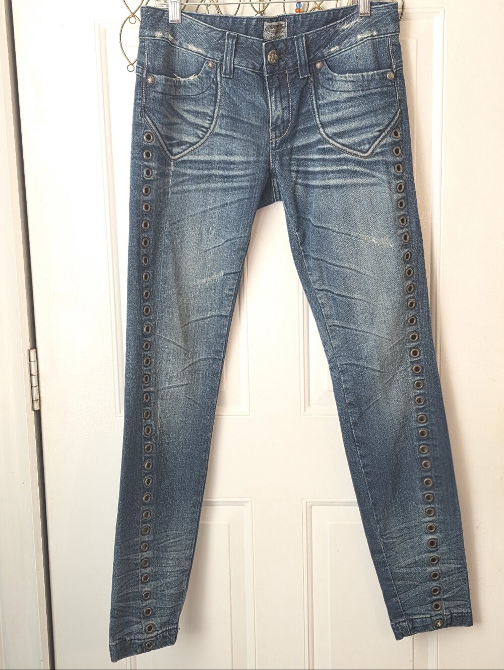 Y2K REROCK Express Eyelet-Trimed Leg Skinny Jeans Women's 6 Medium Blue Low Rise